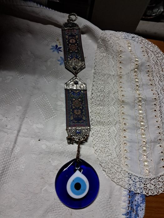 Pendente do olho azul