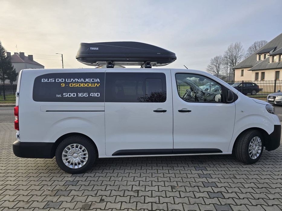 Wynajem busa 9-osobowego Toyota Proace Verso 2.0