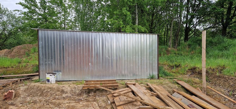 Blaszak 3x5 jak nowy