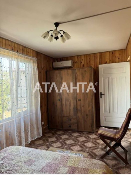 Роскошный дом в Новой Дофиновке, расположенный недалеко от моря.