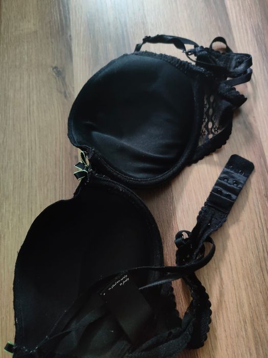 Uzywany biustonosz z H&M 75 C