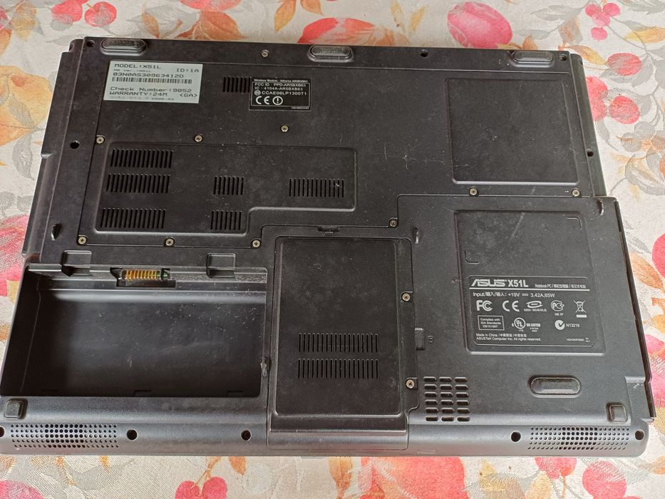 Ноутбук Asus X51L