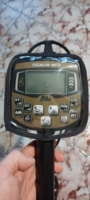 AKA Signum MFD-gwarancja profesionalny wykrywacz metalu