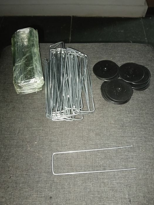 Ferros para relvado Artificial