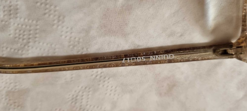 Oprawki damskie firmy Auster do szkieł korekcyjnych