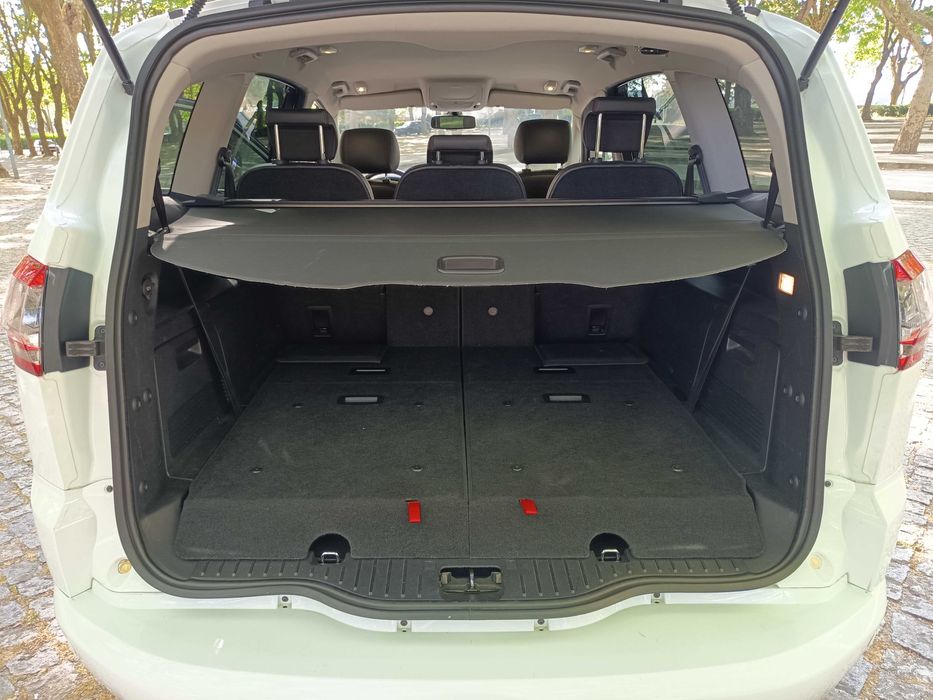 Ford S-Max Titanium S 7L