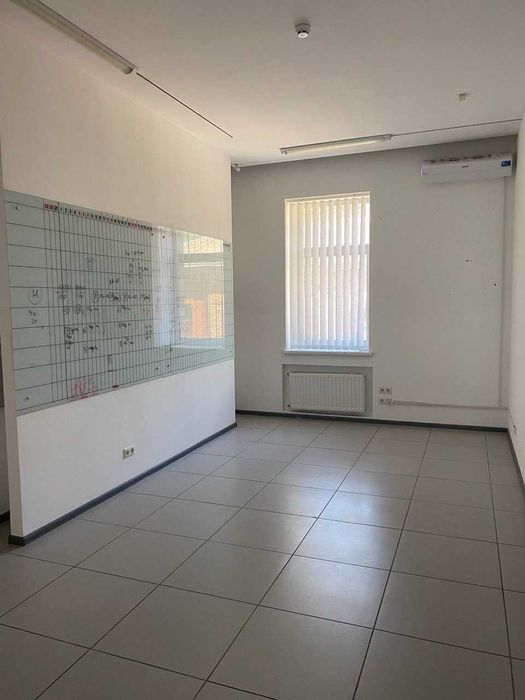 Продаж офісу 691 м² з орендарем у центрі Дніпра | пр. Яворницького | вид на річку - View 4