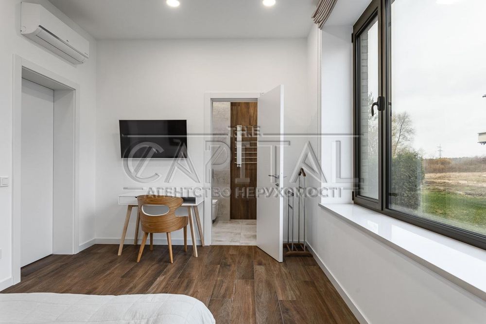 Будинок 4 кім., 180 м² у Вишгороді, котеджне містечко