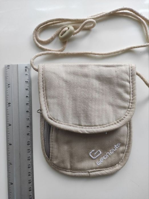 Кошелек безопасности в дорогу от грабителей