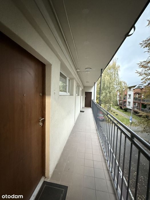 2 pokojowe mieszkanie - I piętro - duży balkon - os. B - ul. Bukowa