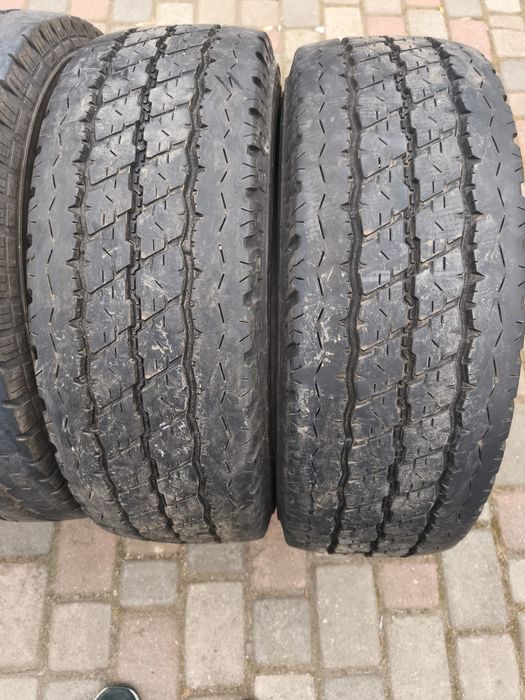 Opony letnie 15C  Bridgestone Duravis - 215/70 15C