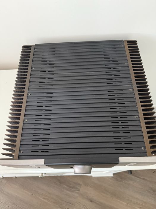 Wzmacniacz Xindak + przetwornik cyfrowo-analogowy Block Dac 100