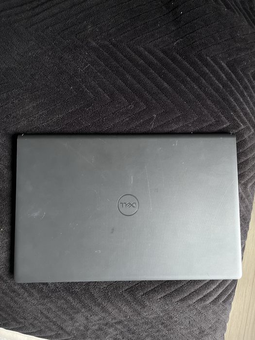 Dell vostro 15 3510 i3