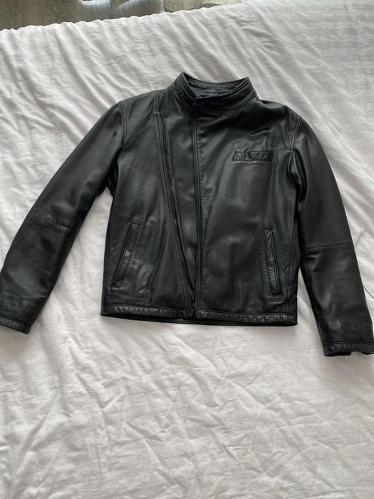 Чоловіча шкіряна куртка Massimo Dutti