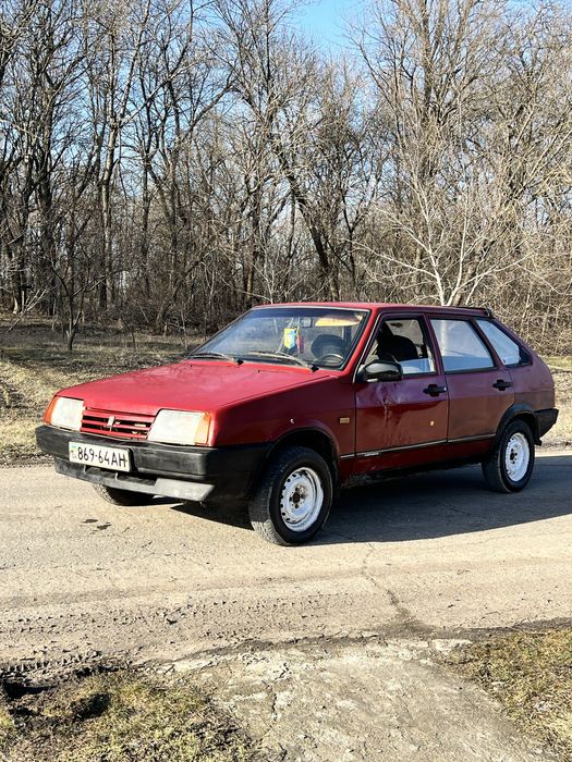 ВАЗ 2109 1.3 Бензин 1995 год Не гнилая По т.п