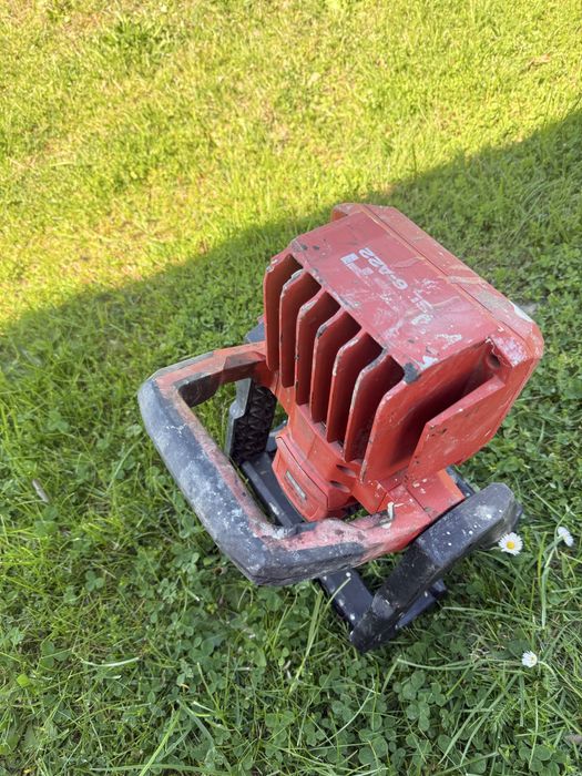 Lampa Hilti SL 6A22 + aku 5.2AH