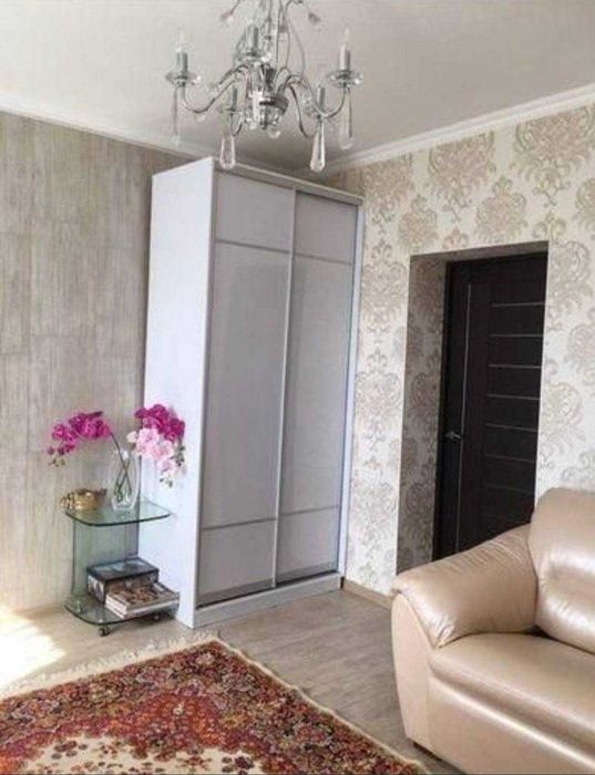 Гарний компактний будинок з якісним ремонтом в селищі Солоницівка