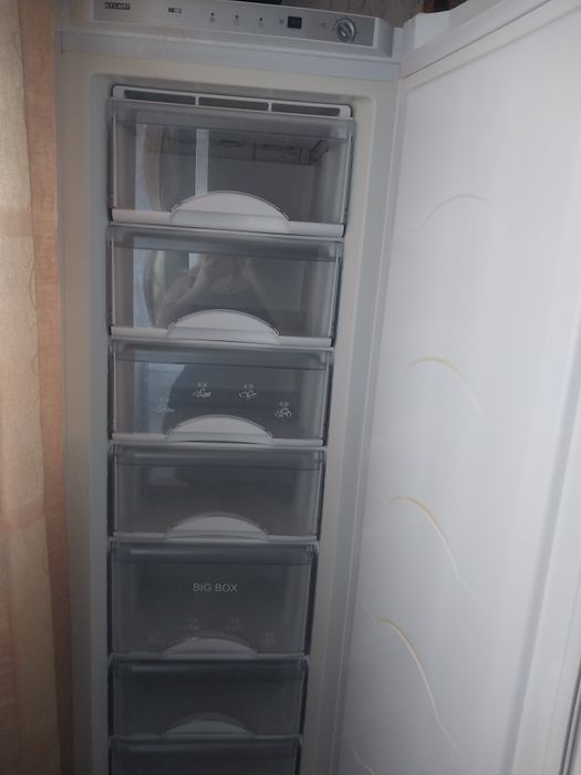 Продам морозильну камеру Атлант