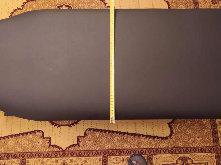 Спортивная прямая скамья для силовых упражнений