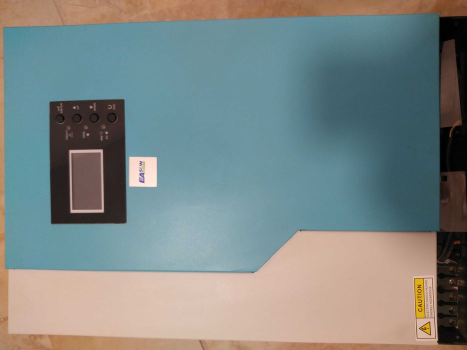 Inwerter Easun 5,5kw off-grid