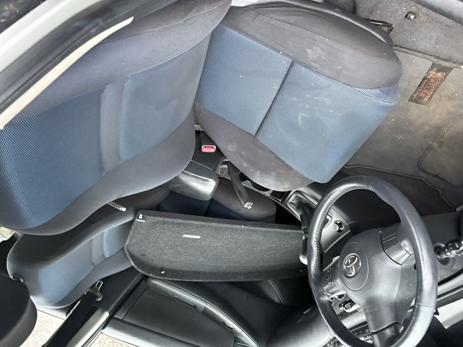 Bancos Toyota Corolla E12