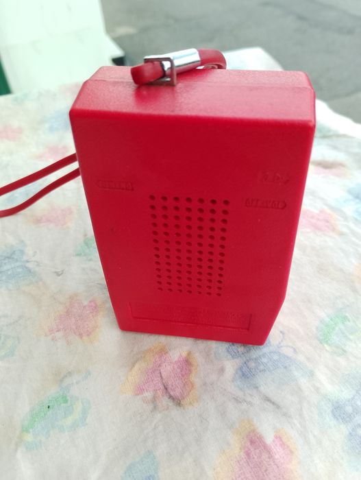 Rádio portátil, National