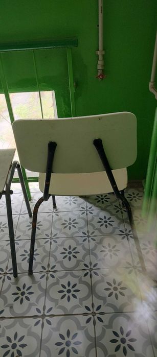 Стулья деревянные 2шт.