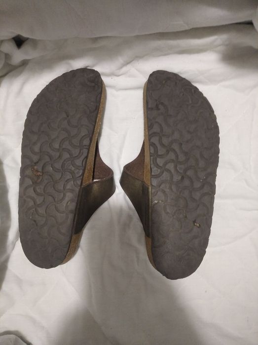 Летние босоножки.