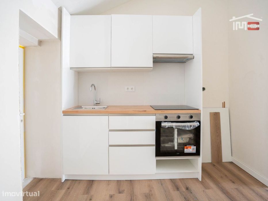 Moradia Térrea Totalmente Remodelada com Espaço Exterior | Pego, Ab...