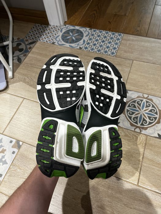 Кросівки NIKE V2K RUN Sequoia/Chlorophyll-Lt Iron Ore