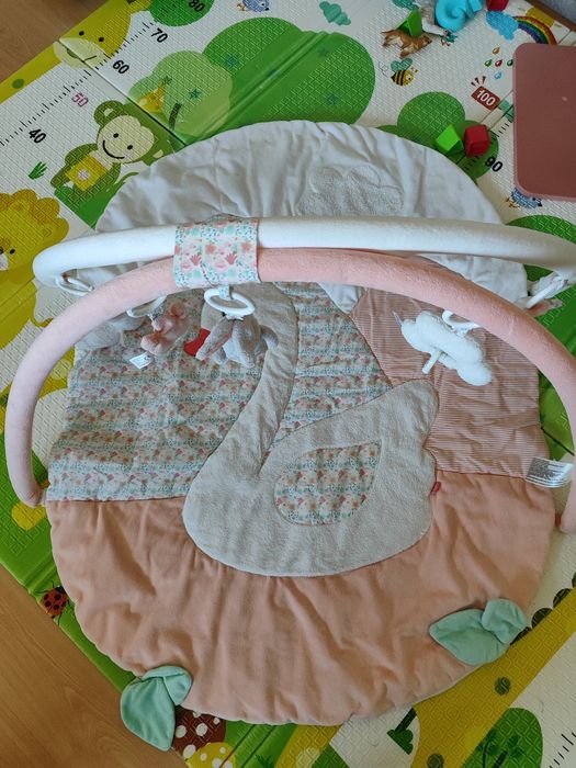 Tapete fofinho de actividades marca Fehn