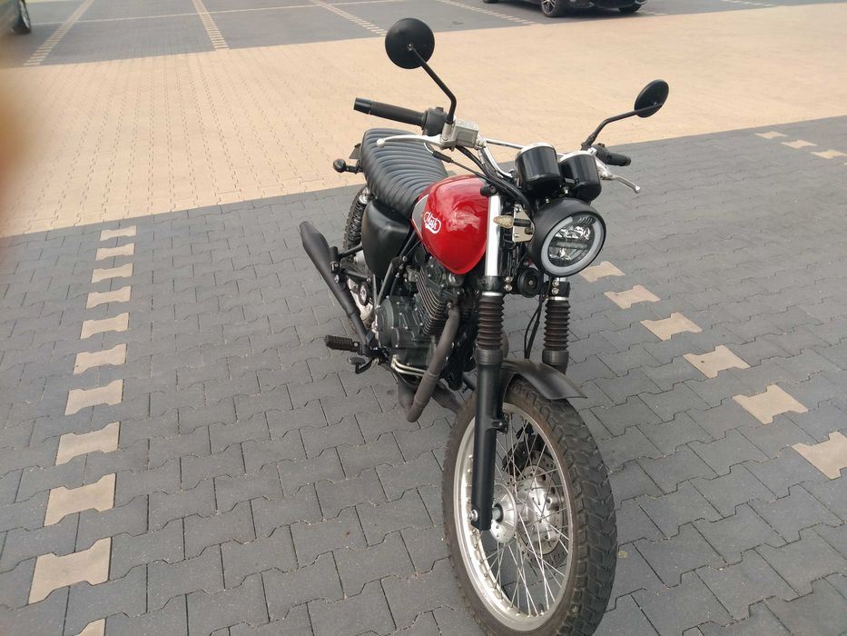 Mash 400 scrambler ( Jawa 350 SOHC / Honda / Junak ) - piękna czerwona wisienka)