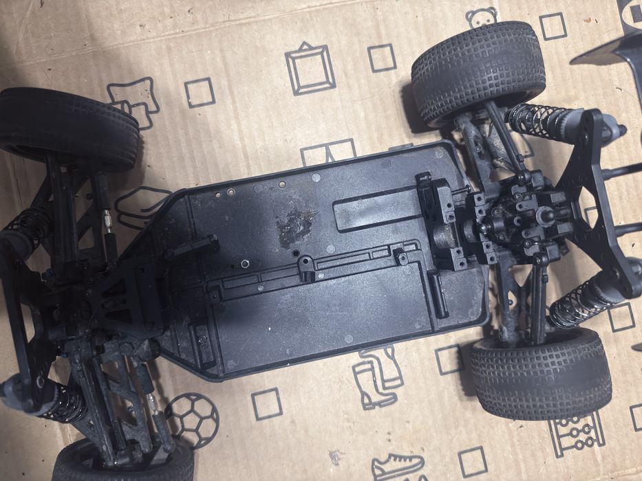 podowzie rc z karoseria