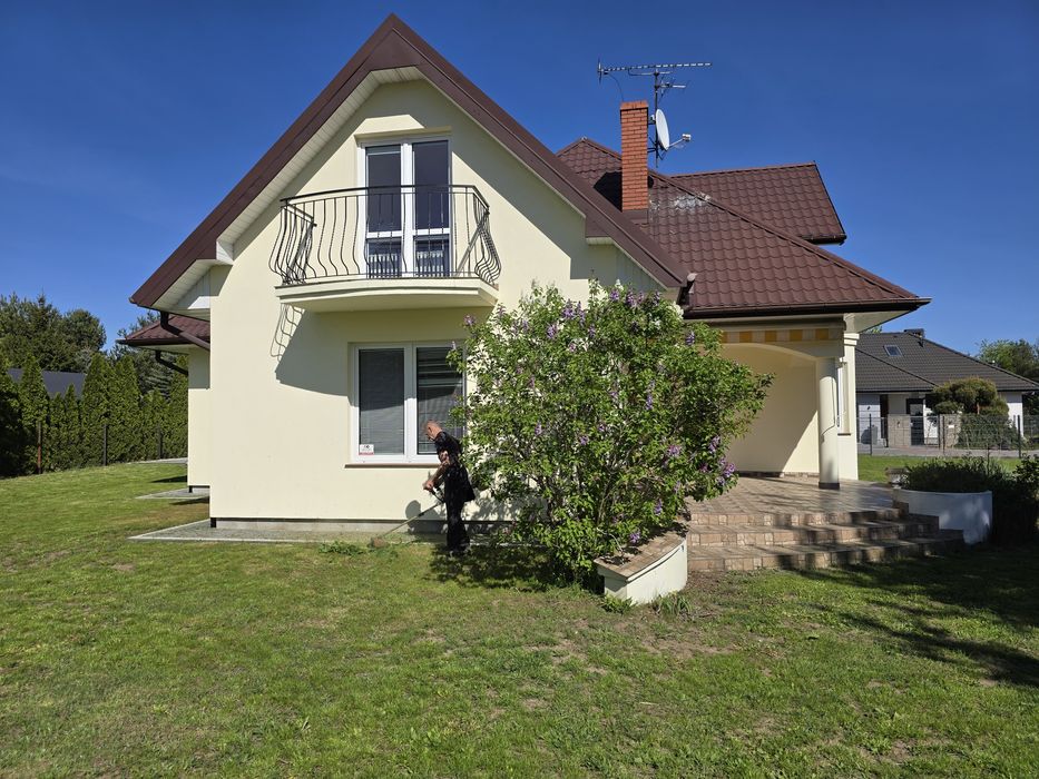 Do wynajęcia Dom wolnostojący na dużej działce bezpośrednio