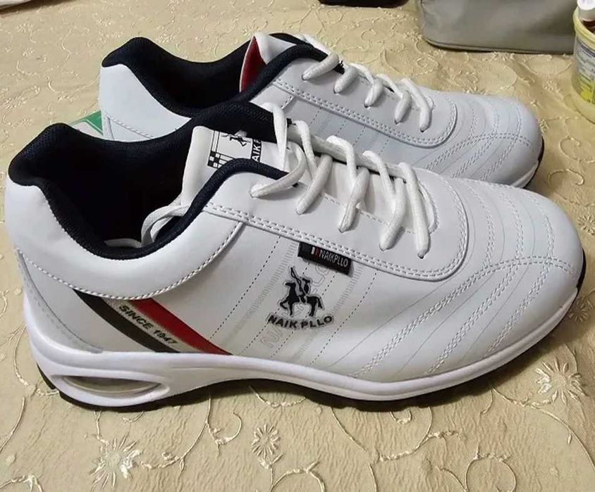 Мужские кроссовки, стильные и удобные для активного отдыха Men Shoes