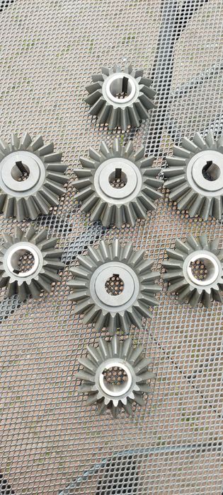 Welger Prasa kostkująca koła zębate 16x20 zębów Komplet