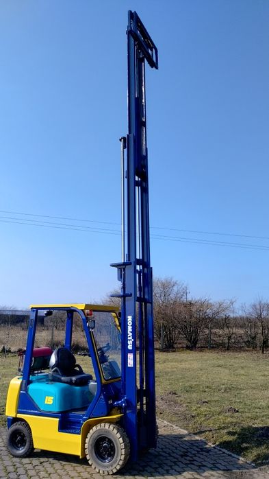 Sprzedam wózek widłowy Komatsu