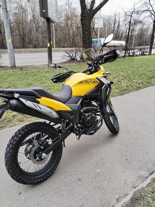 Мотоцикл ZONSEN carrera 250