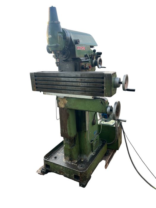 Frezarka uniwersalna WEMAS FM23 z odczytem 3-osiowym