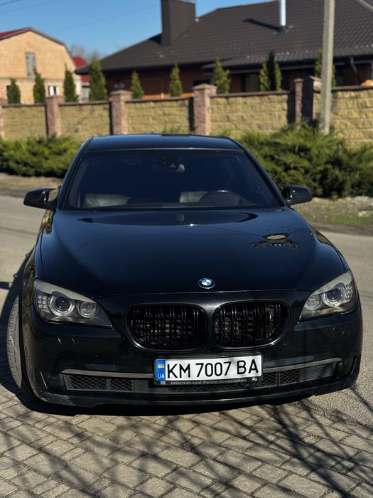 BMW 7 F01 2012р.