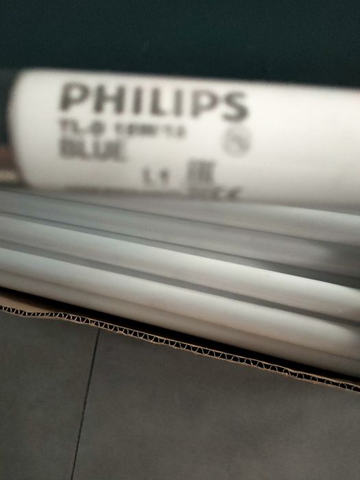 Świetlówka liniowa 60 cm Philips Blue TL-D 18W