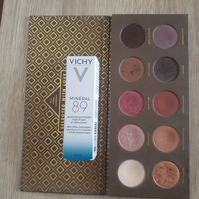 Zoeva cocoa blend paleta Vichy booster 10 ml