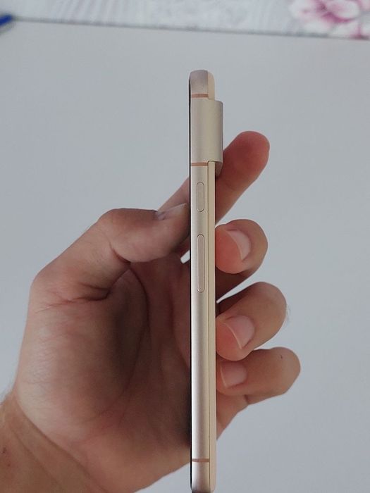Google pixel 8 8/128 rose