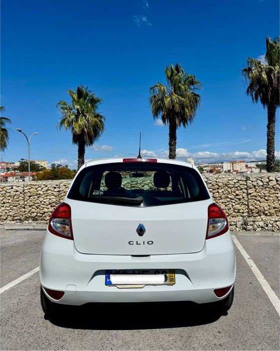 Renault Clio iii - 1.2 16V (2012) – Único Dono – 126.000 km