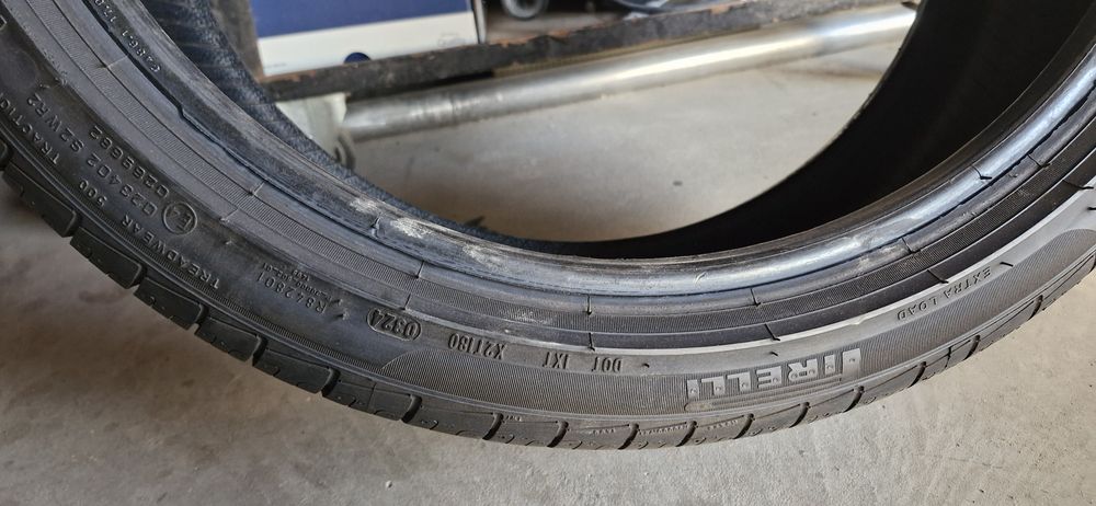 Opony wielosezonowe 225/40/R19 pirelli