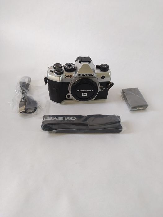 Фотоапарат Olympus OM-5 II Silver