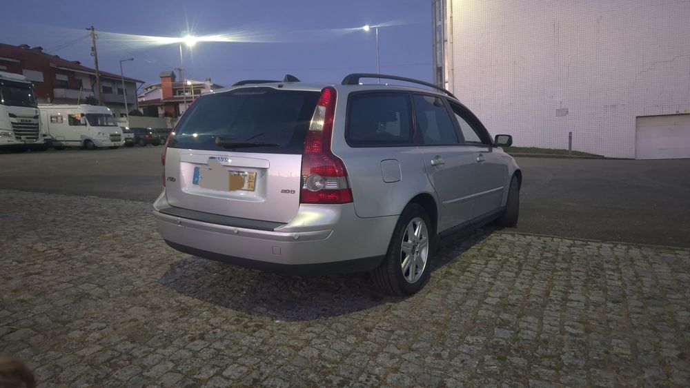 Volvo v50 2.0d 2005