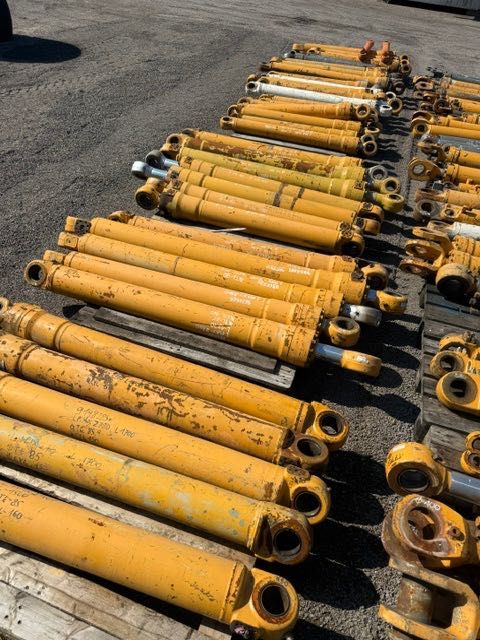 siłownik hydrauliczny przemysłowy L 1000 MM UŻYWANY