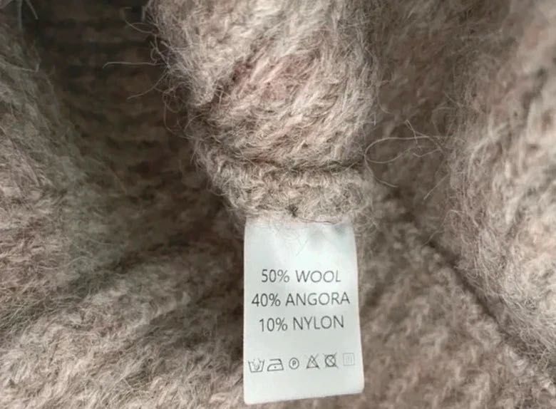 Beżowa wełniana kominiarka super skład
