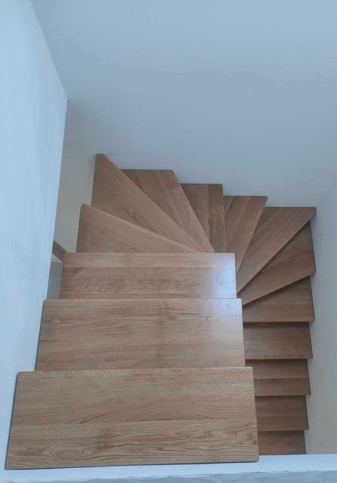 Schody metalowe wewnętrzne, klasyczne, nowoczesne, balustrady